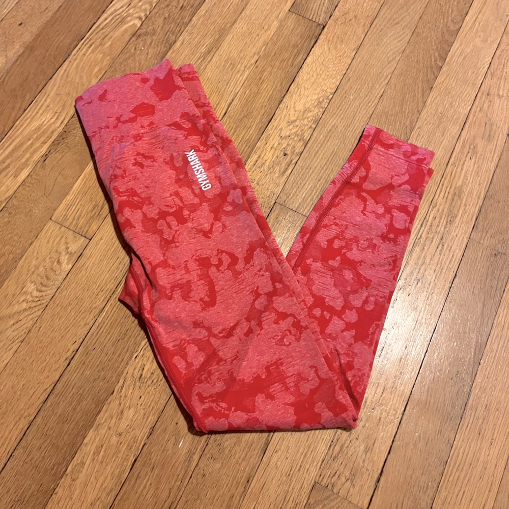 GymShark Adapt Red Camo Seamless Leggings